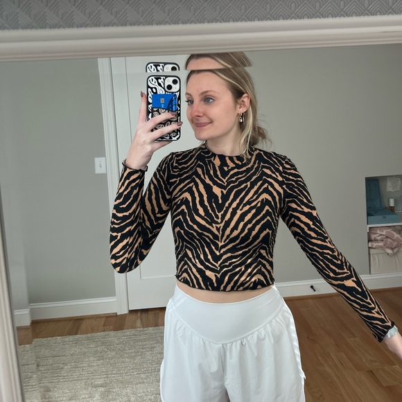 Zebra Printed Long Sleeve Mock Neck Long Sleeve Crop Top - Picture 1 of 8